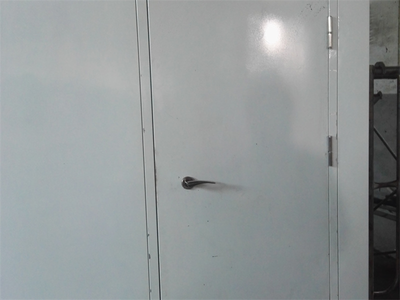 隔声门