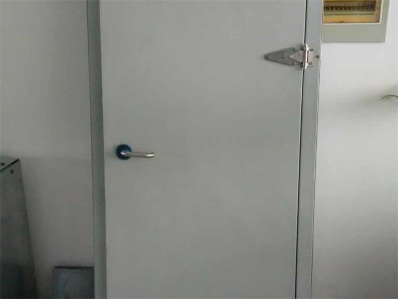 隔声门